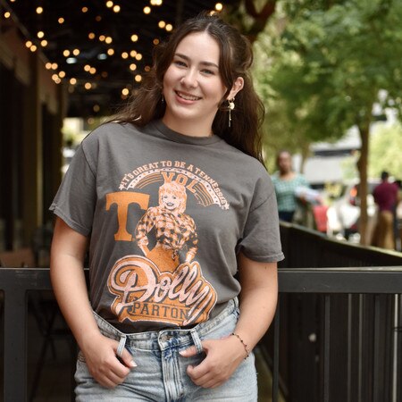 dolly great to be a tn vol tee